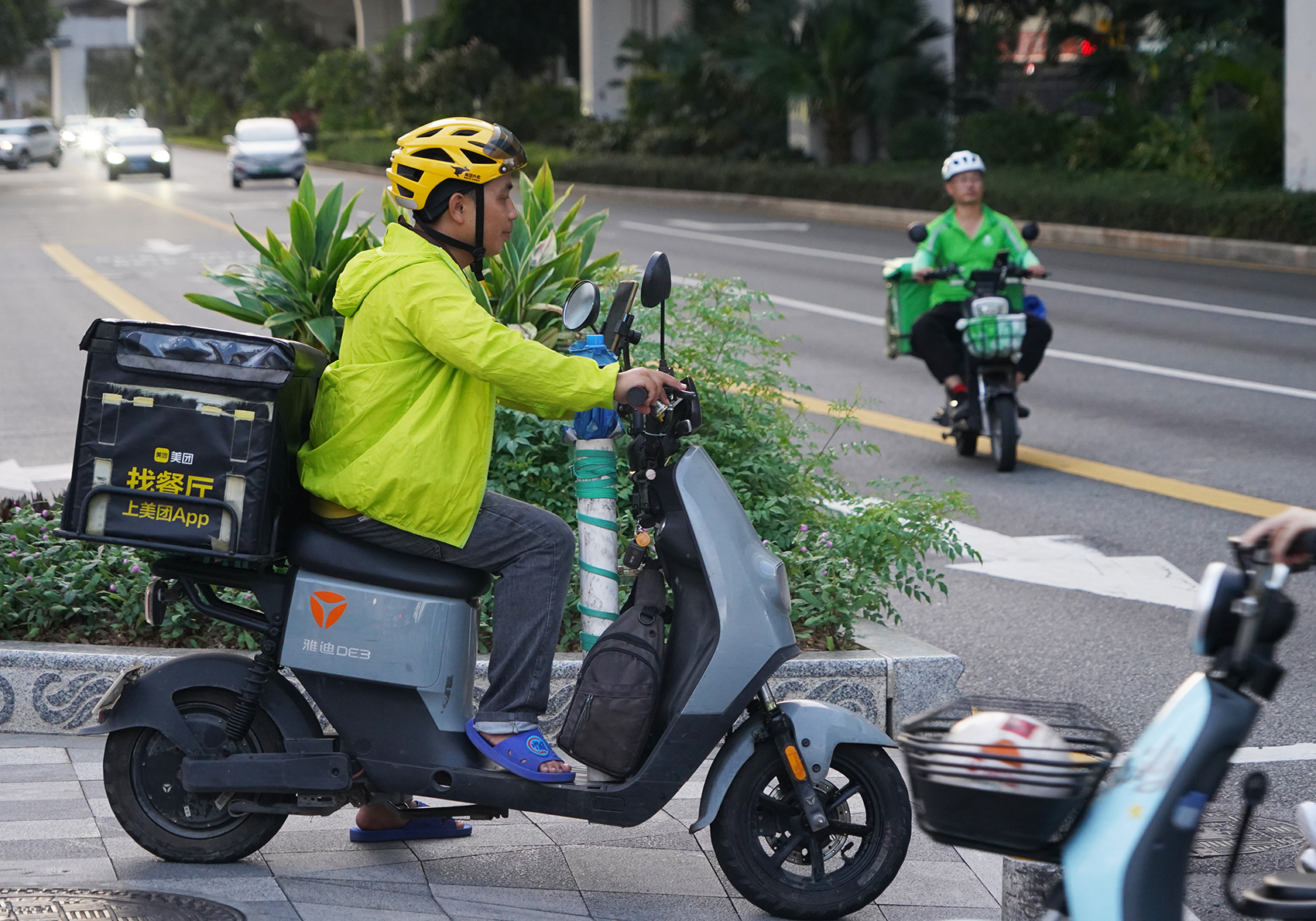 规模还是盈利？拆解美团、达达、顺丰同城半年报：即时零售抢攻“新赛点”