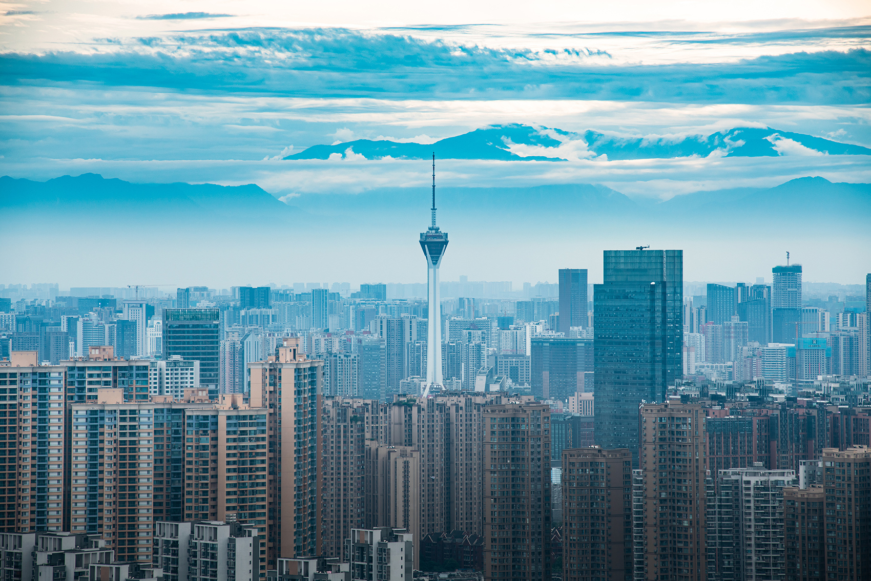 视觉中国(不可商用)-城市-成都339地标建筑群、成都城市建筑、成都-VCG211373134134.jpg